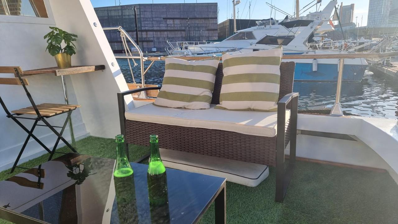 Hotel Charming Boat House In Barcelona With Big Terrace And Solarium Sant Adria de Besos Exteriér fotografie